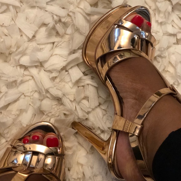 NIB! ALDO Gold Stiletto Sandals - Picture 3 of 7